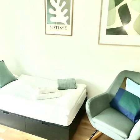 Baltic Riviera Apartments - Garden Sanctuary Retreat Gdansk Exterior photo